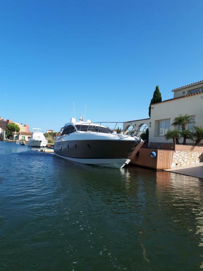 Ferienwohnung Residencia Del Sol Delta Muga Empuriabrava Exterior foto